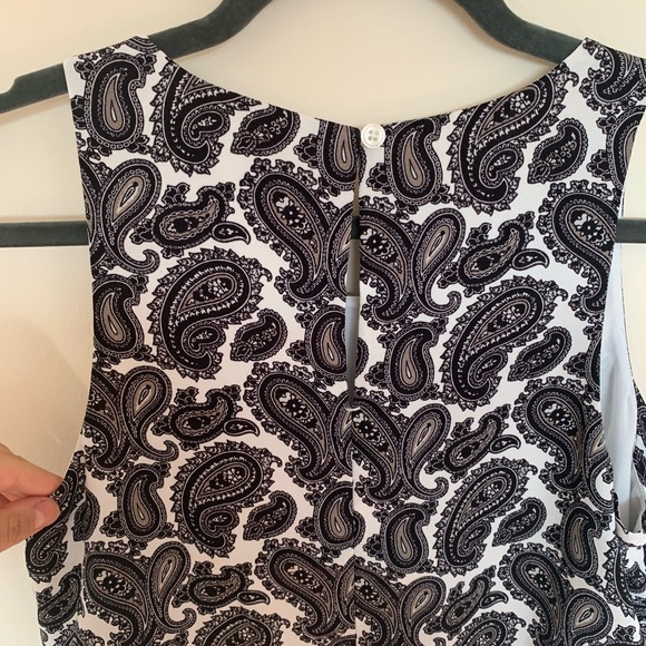 Banana Republic Top 💕 - Picture 6 of 7